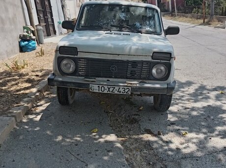LADA (VAZ) Niva 1986