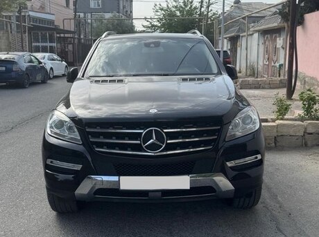 Mercedes ML 320 4MATIC 2011