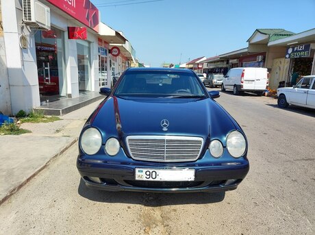 Mercedes E 220 d 2000