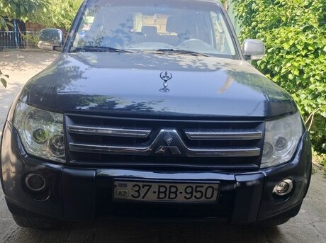 Mitsubishi Pajero 2008