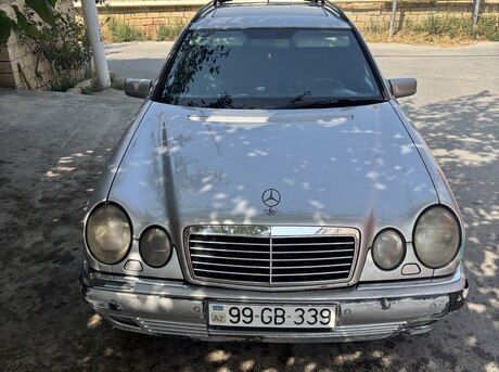 Mercedes E 240 1997