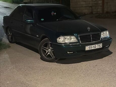 Mercedes C 180