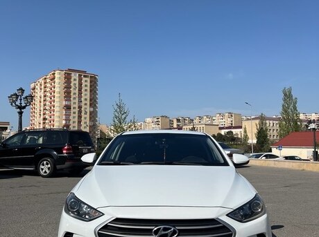 Hyundai Elantra 2017