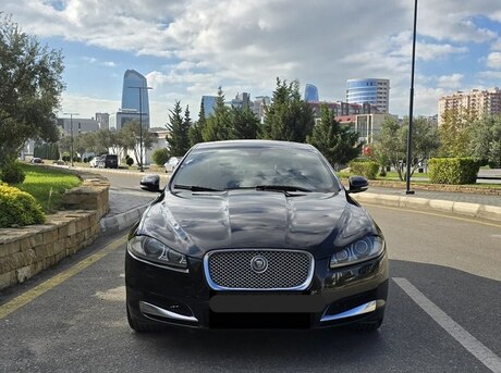 Jaguar XF 2012