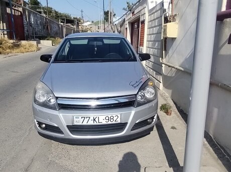 Opel Astra 2004