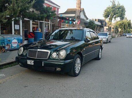 Mercedes E 240 1998