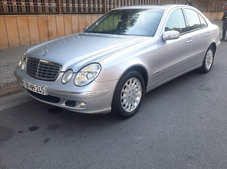Mercedes E 240 2002