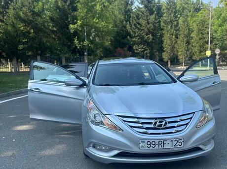 Hyundai Sonata 2012