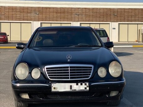Mercedes E 220 d 2000