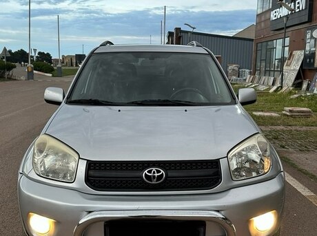 Toyota RAV4 2004