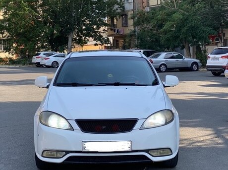 Daewoo Gentra 2014
