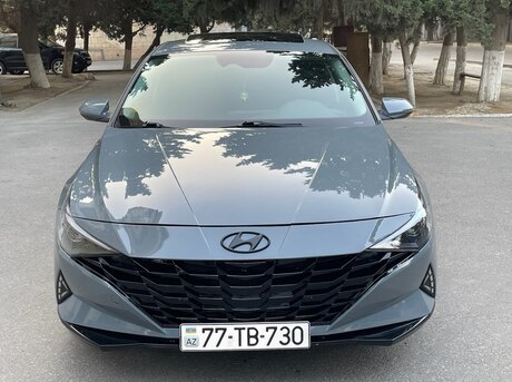 Hyundai Elantra 2021