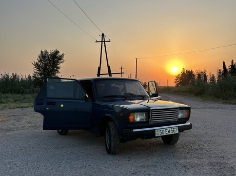 LADA (VAZ) 2107 2004
