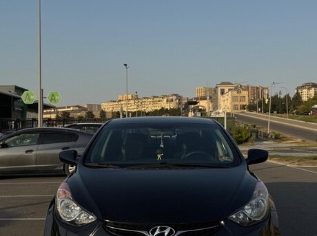 Hyundai Elantra 2013