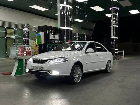 Daewoo Gentra 2014