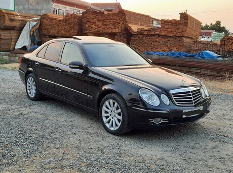 Mercedes E 280
