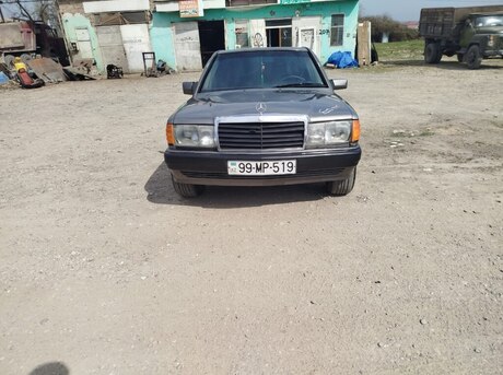 Mercedes 190 1993