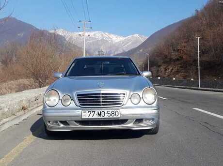 Mercedes E 240 2002