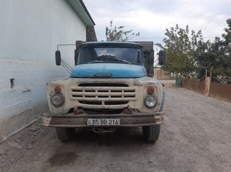 ZIL 130