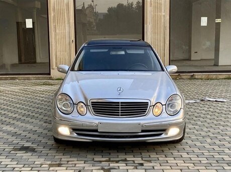 Mercedes  2002