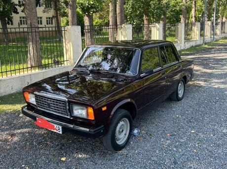 LADA (VAZ) 2107 2011