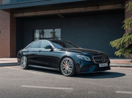 Mercedes E 300