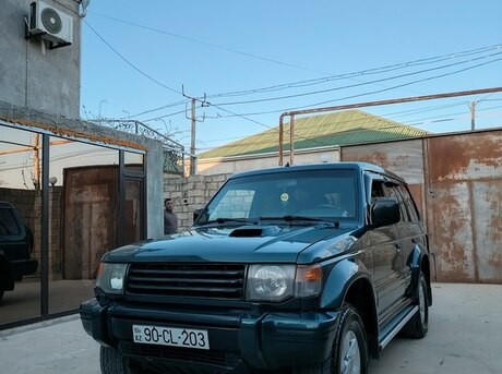 Mitsubishi Pajero 1996