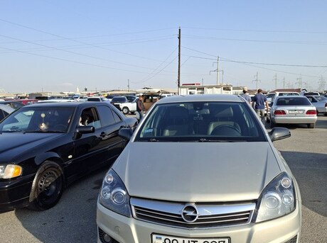 Opel Astra 2009
