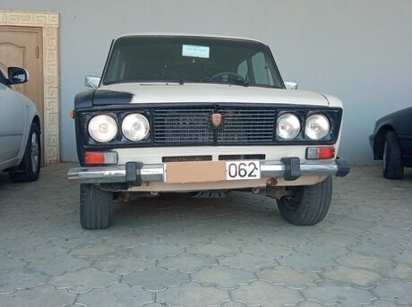 LADA (VAZ) 2106 1990