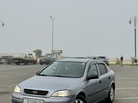 Opel Astra 2005