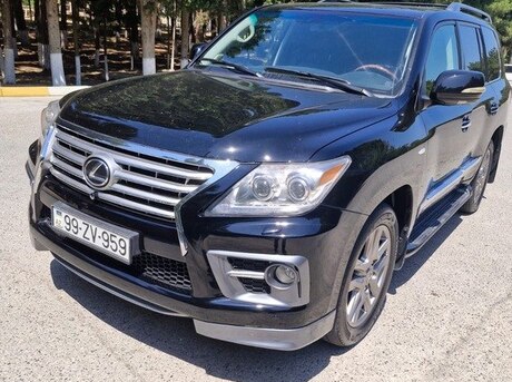 Lexus LX 570 2011