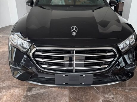 Mercedes E 300 2024