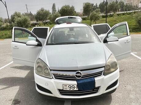 Opel Astra 2008