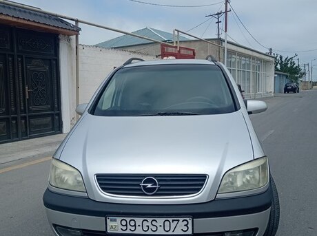 Opel Zafira 2001