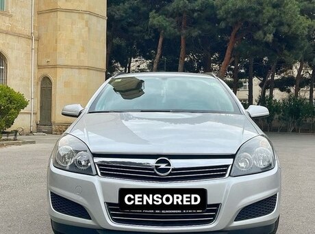 Opel Astra 2010