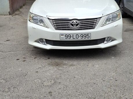 Toyota Camry 2014