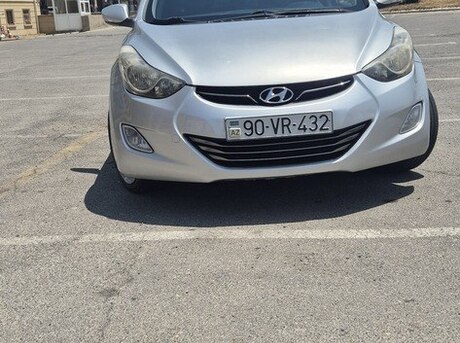 Hyundai Elantra 2012