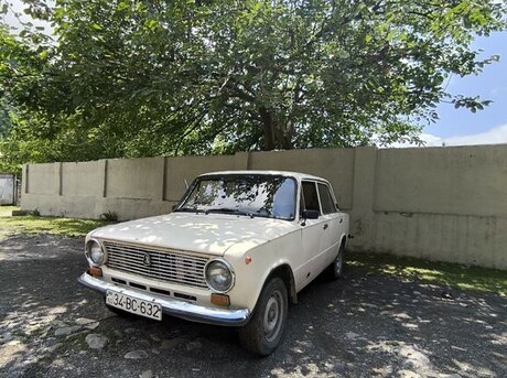 LADA (VAZ) 21011 1986