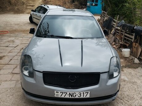 Nissan Maxima 2004