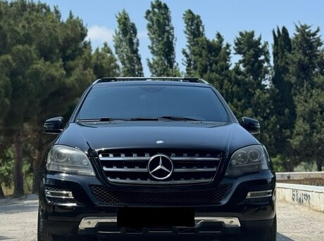 Mercedes ML 350 4MATIC 2011