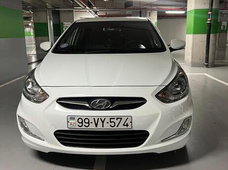 Hyundai Accent 2011