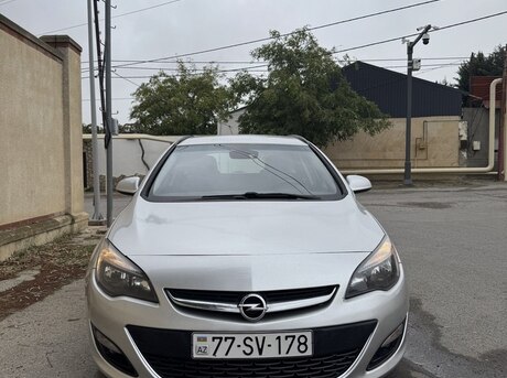 Opel Astra 2013
