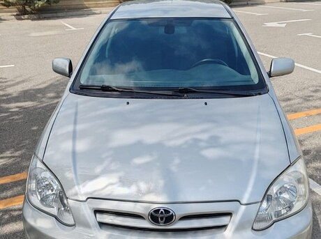 Toyota Corolla 2005