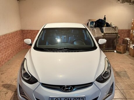 Hyundai Avante 2015