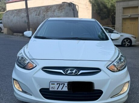 Hyundai Accent 2015
