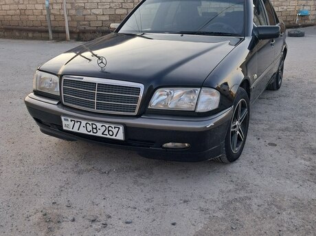 Mercedes C 180