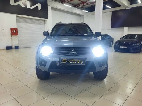 Mitsubishi L200