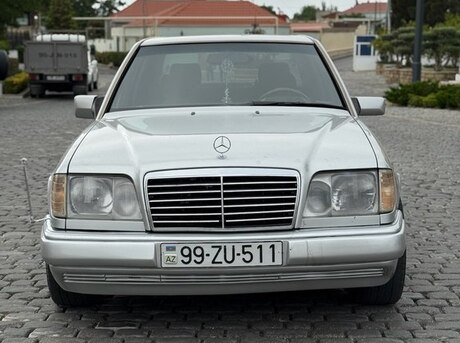 Mercedes E 220 1995
