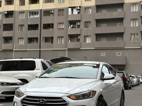 Hyundai Elantra 2017