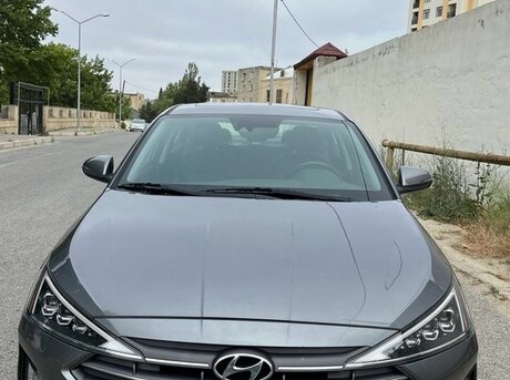 Hyundai Elantra 2019